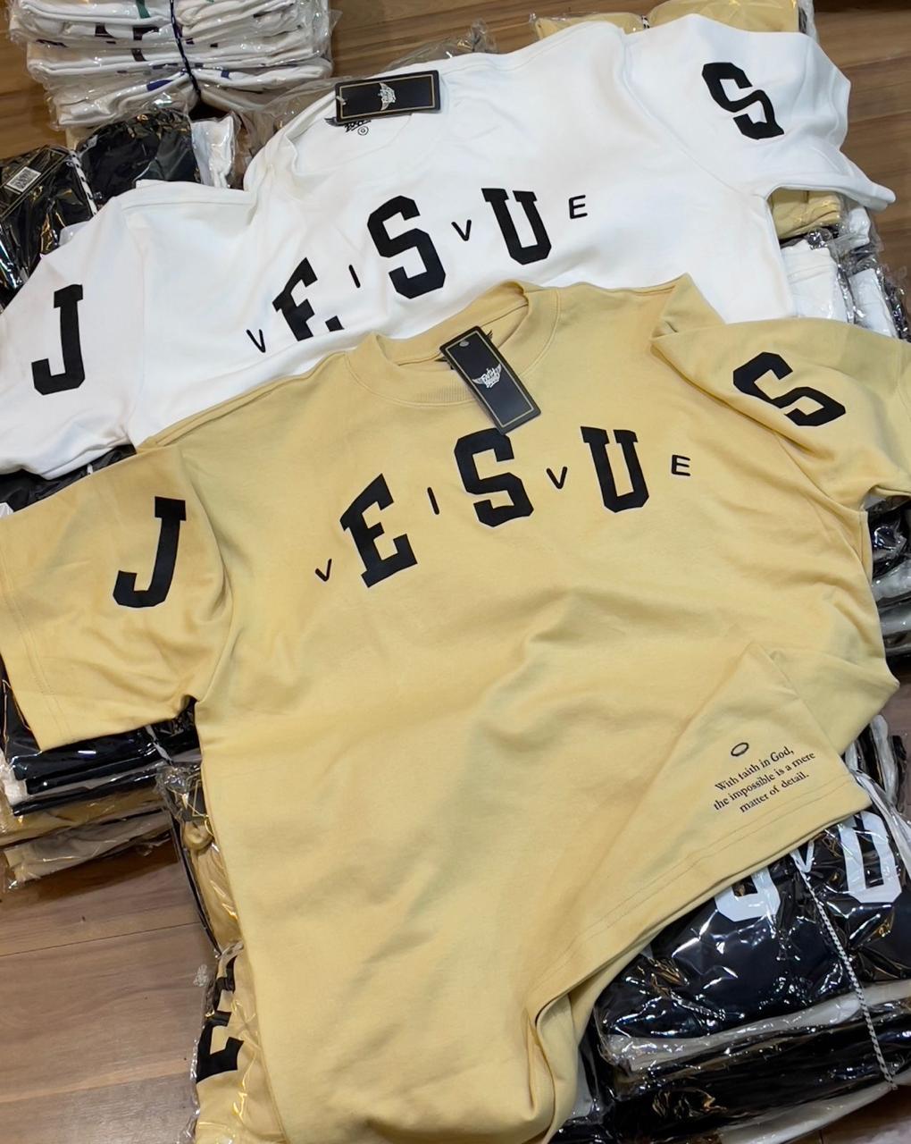 Camiseta JESUS Letras